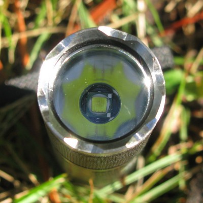 UF-2100 LED and reflector